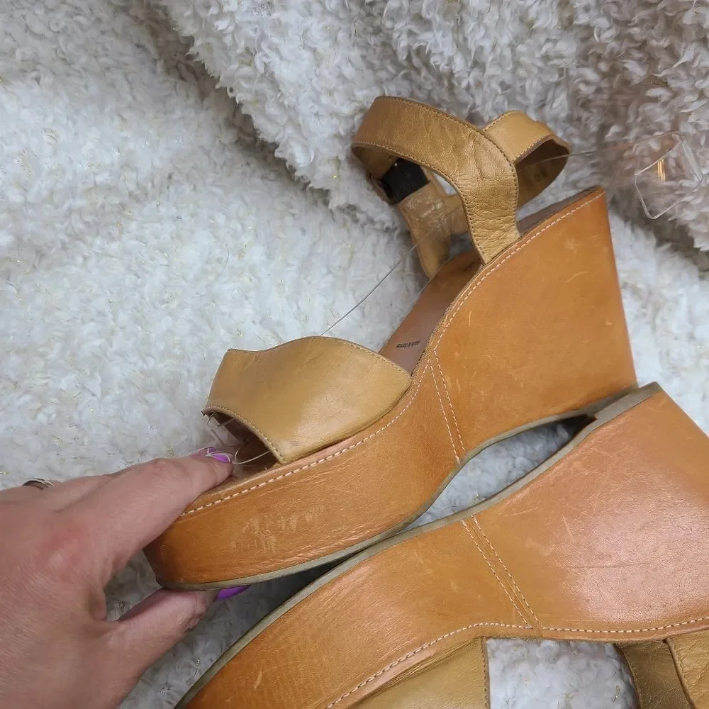 Robert Clergerie Tan‎ Leather Platform Wedge Sandals size 10.5